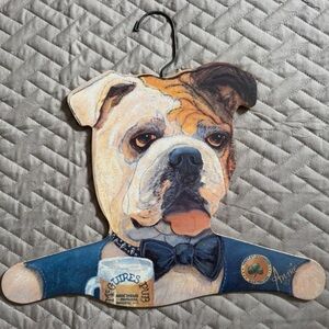 Bulldog Shaped Dog Hanger